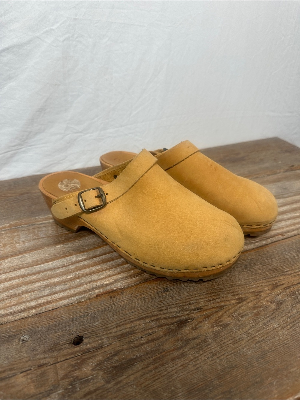 Boho Sandgrens Tokyo Classic Wooden Clogs Yellow Suede Slip-Ons [Insert Size]
